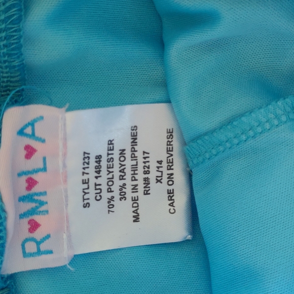 Multi color blue ruffle skirt size 14/16 with shorts under skirt - Picture 3 of 4